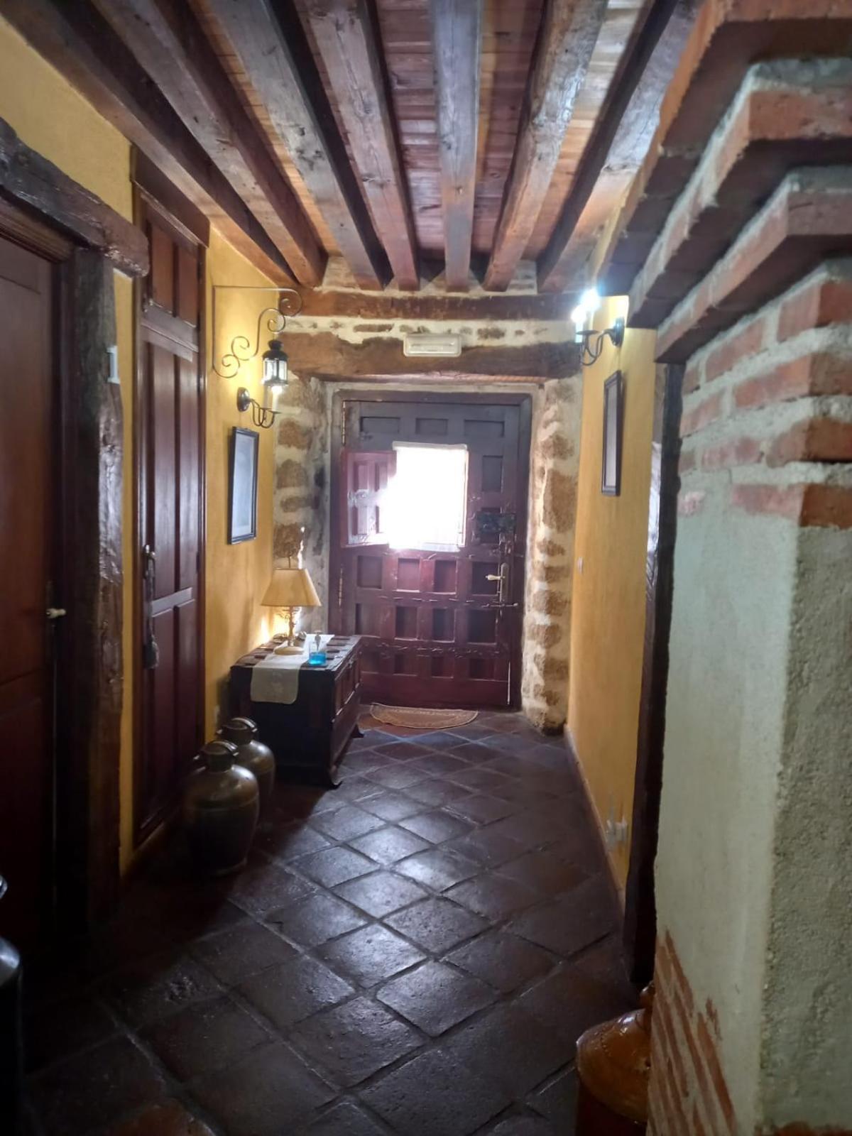 Casa Dona Ligia Pensionat Mijares  Exteriör bild